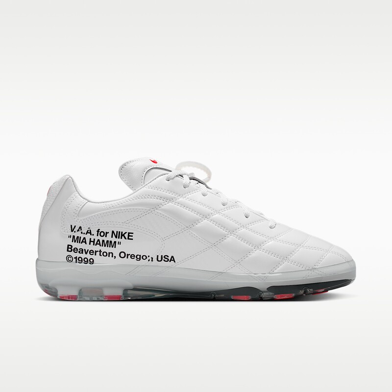 V.A.A x Nike Cryoshot Zoom M9 